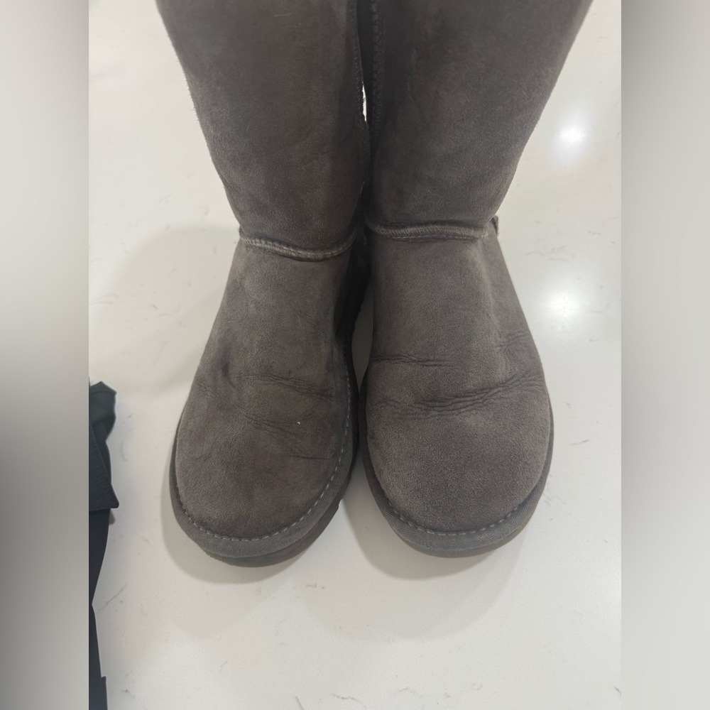 Gray Suede Boots  Ugg sizes 7,5
